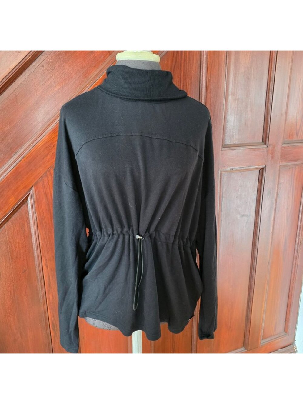 Nine West Active Black Long Sleeve Pullover With Adjustable Waist Funnel Neck L